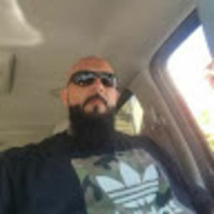 Meet your Posher, Carlos